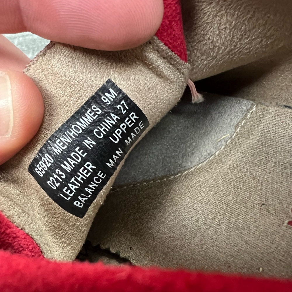Clarks Wallabees Red Suede Chukka Boots 9 M - Picture 12 of 12